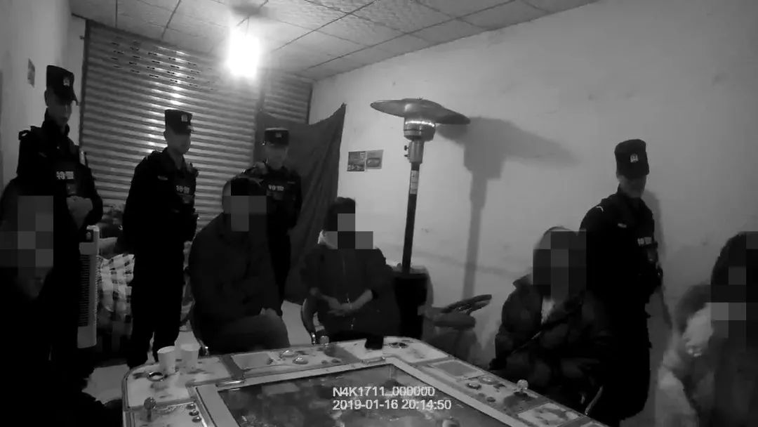 澳門二四六天下彩天天免費(fèi)大全，揭示背后的違法犯罪問題