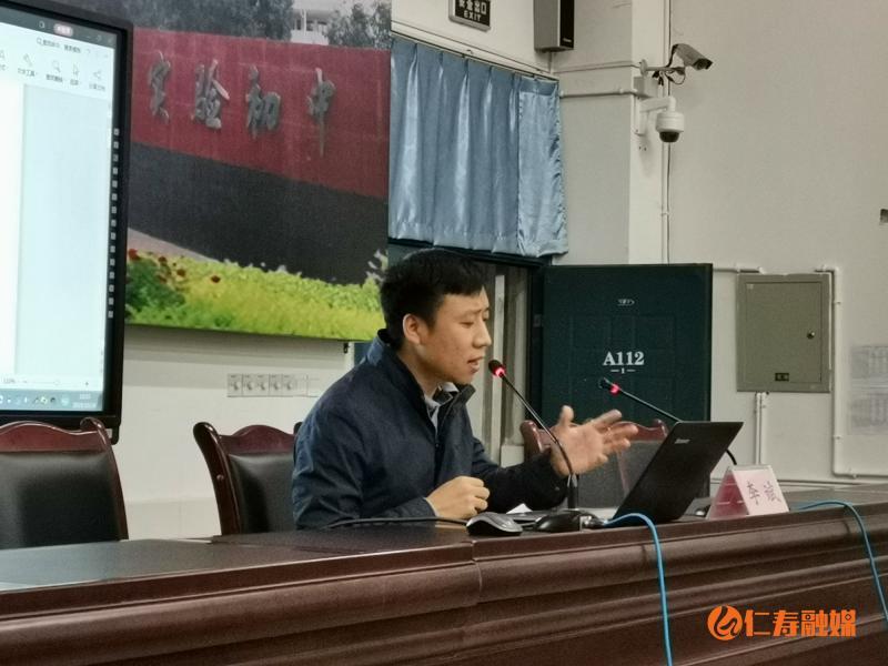詩刊最新動態(tài),詩刊最新動態(tài)，探索詩歌藝術(shù)的無限可能