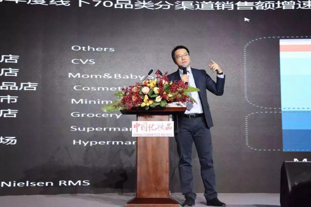 最新自然堂,最新自然堂，引領(lǐng)美妝新潮流，重塑美麗新定義