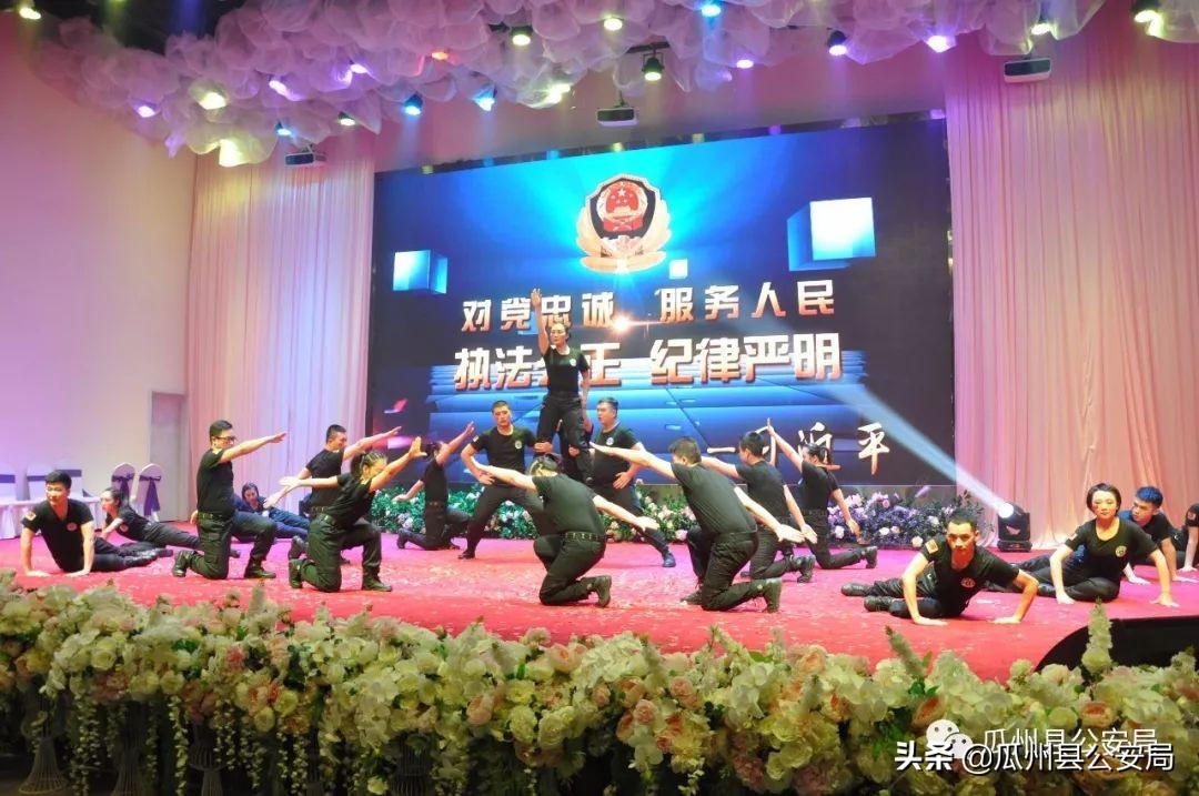 警嫂最新小說,警嫂最新小說，鐵血柔情鑄警魂